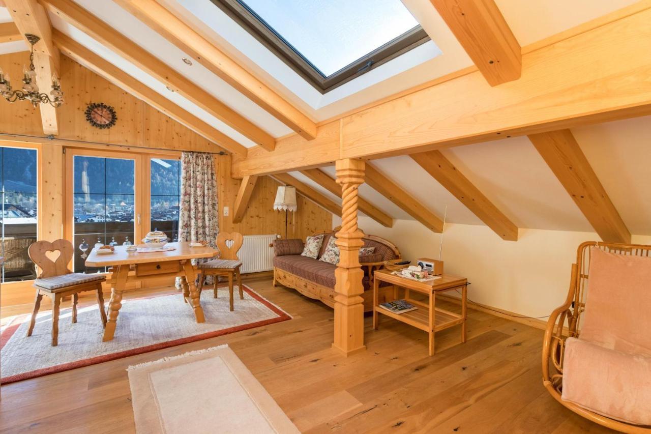 Ferienwohnung Bergkristall มิทเทนวัลด์ ภายนอก รูปภาพ
