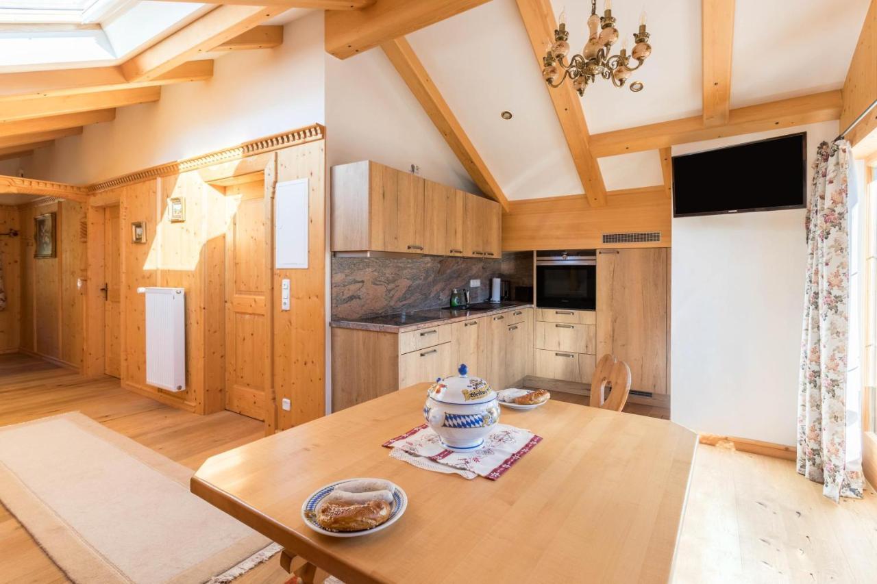 Ferienwohnung Bergkristall มิทเทนวัลด์ ภายนอก รูปภาพ